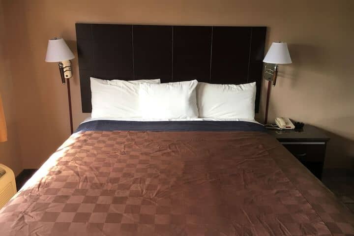 Room 7 of 41